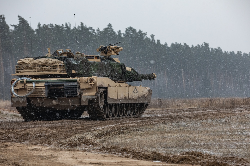 1-9 CAV Tanks Roll Through Winter