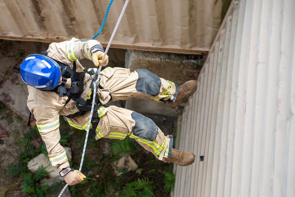 125th Fire urban search and rescue training