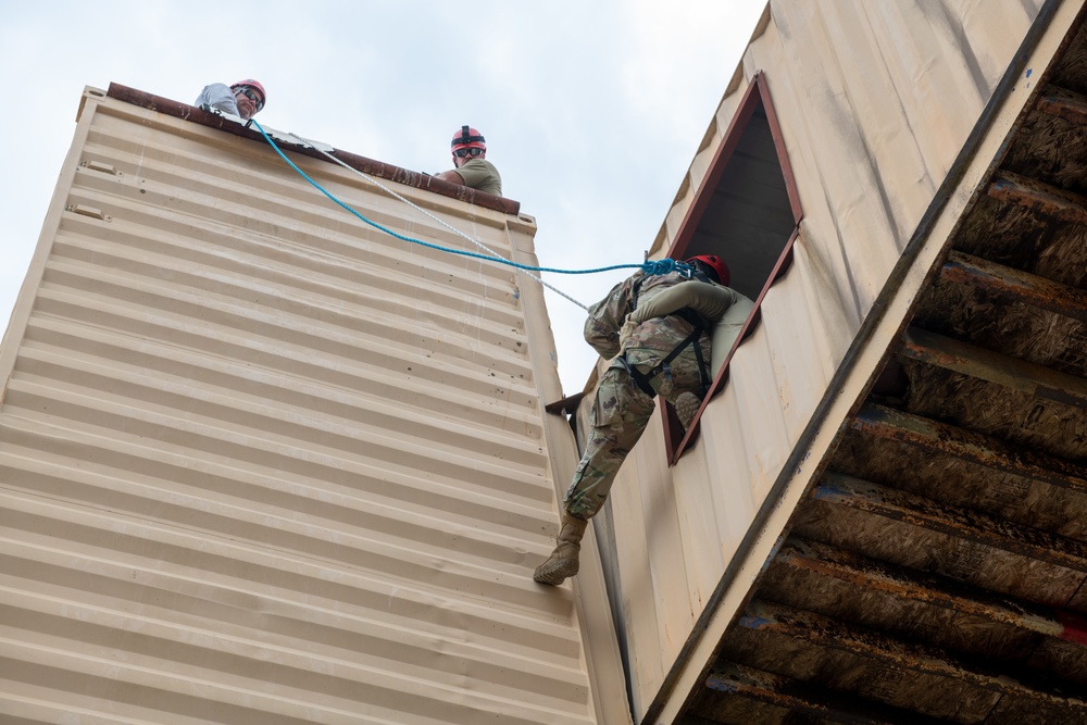 125th Fire urban search and rescue training