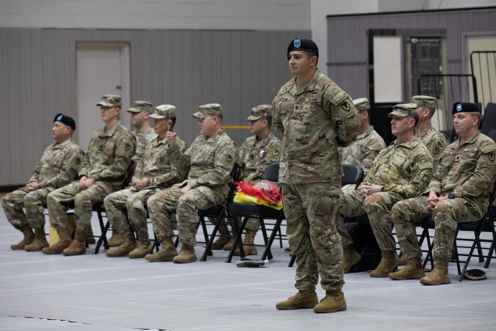 USAG Yongsan-Casey HHC Change of Command