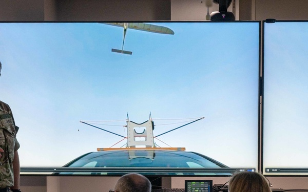 NAVCENT Hosts Ukraine Delegation for Tour of Unmanned and AI Task Force