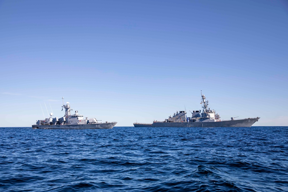 USS Porter Operates Alongside Swedish Navy