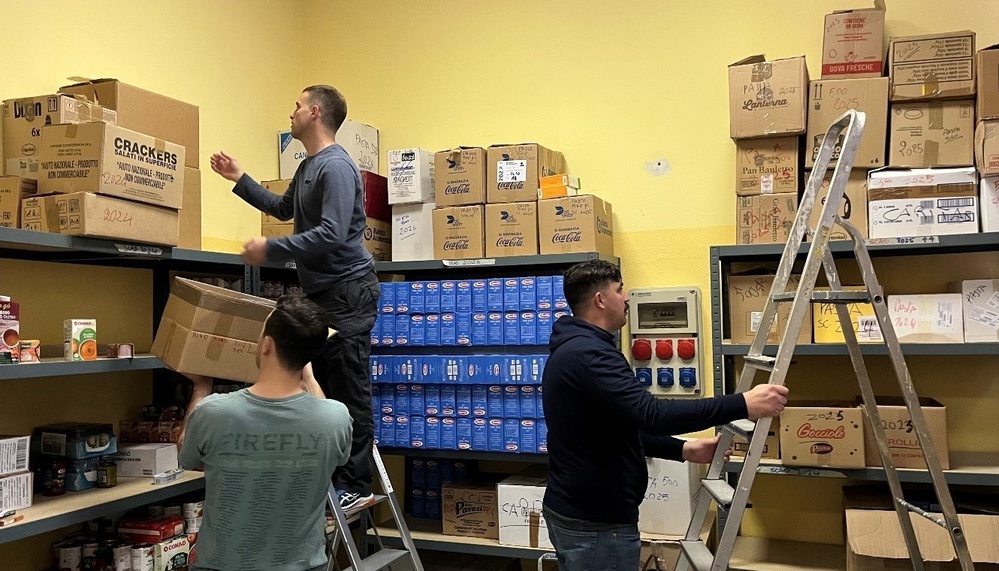 USNS TRENTON ASSISTS VENICE ORGANIZATION