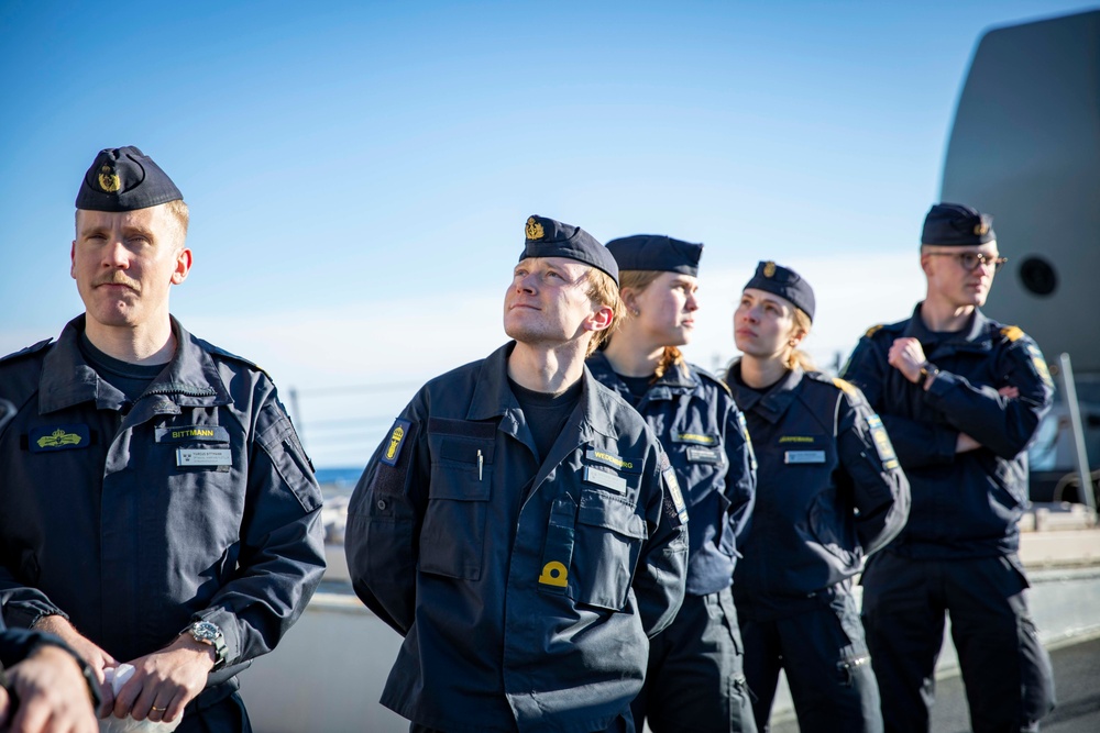 USS Porter Operates Alongside Swedish Navy