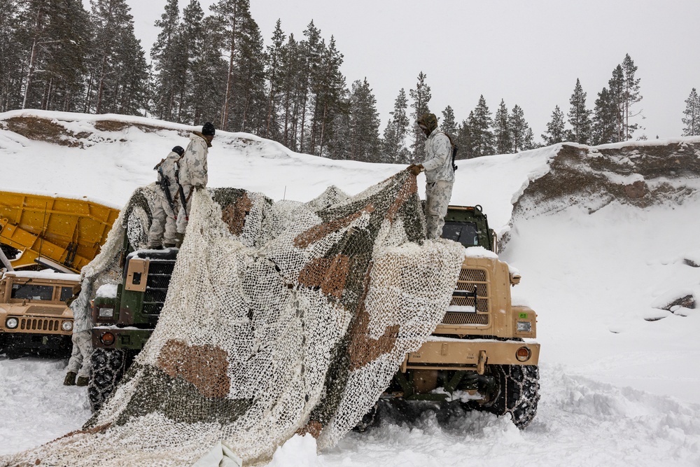 MRF-E Marines participate in Exercise Joint Viking