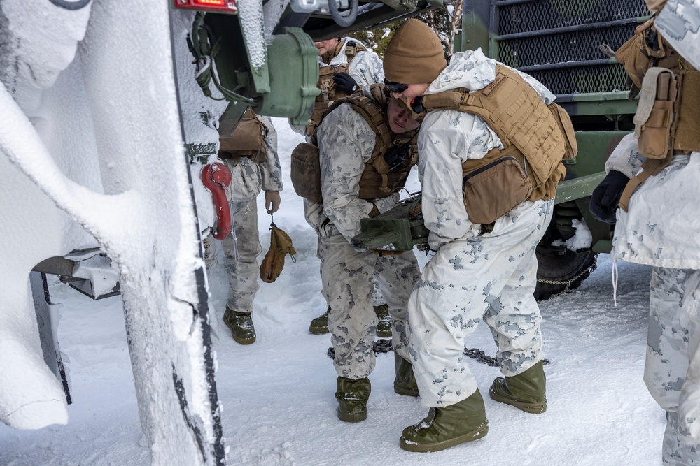 MRF-E Marines participate in Exercise Joint Viking