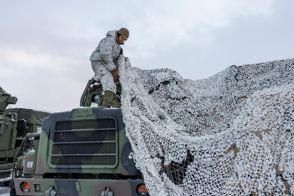 MRF-E Marines participate in Exercise Joint Viking