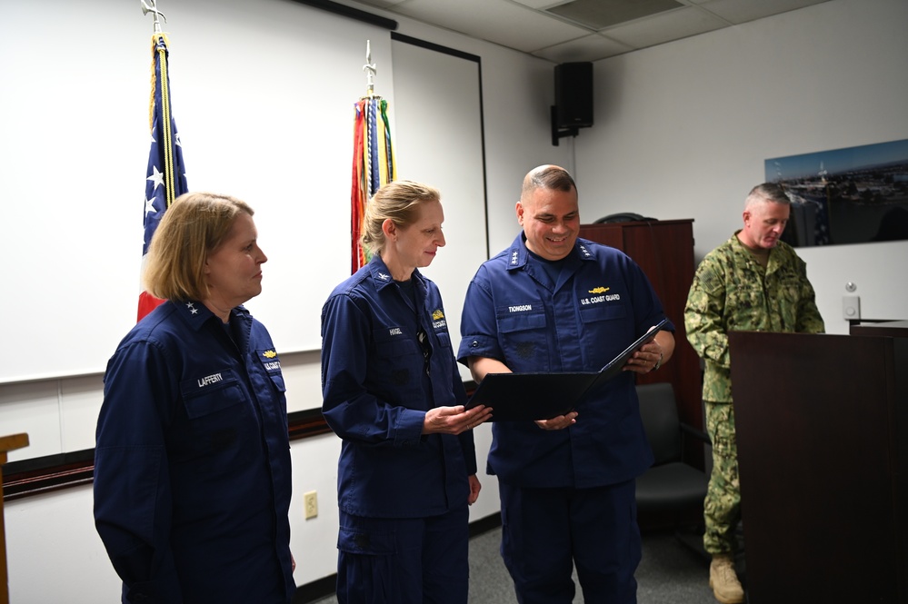 Pacific Area Reserve leadership accept prestigious national awards