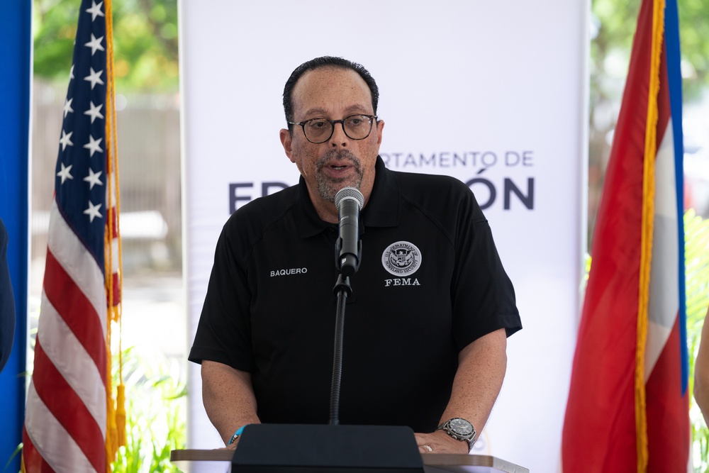 FEMA and CORE receive the visit of the U.S. Secretary of Education in Puerto Rico after the 2020 Earthquakes