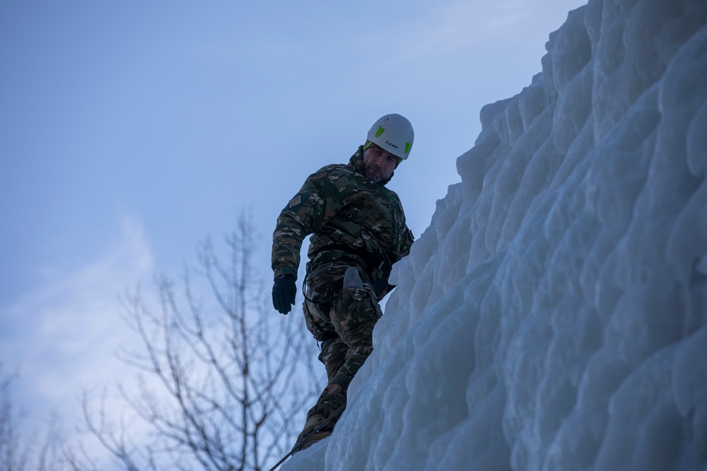 55th International Association of Military Mountain Schools Conference Ice Climbing