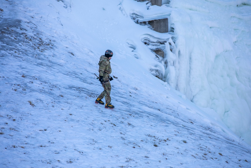 55th International Association of Military Mountain Schools Conference Ice Climbing