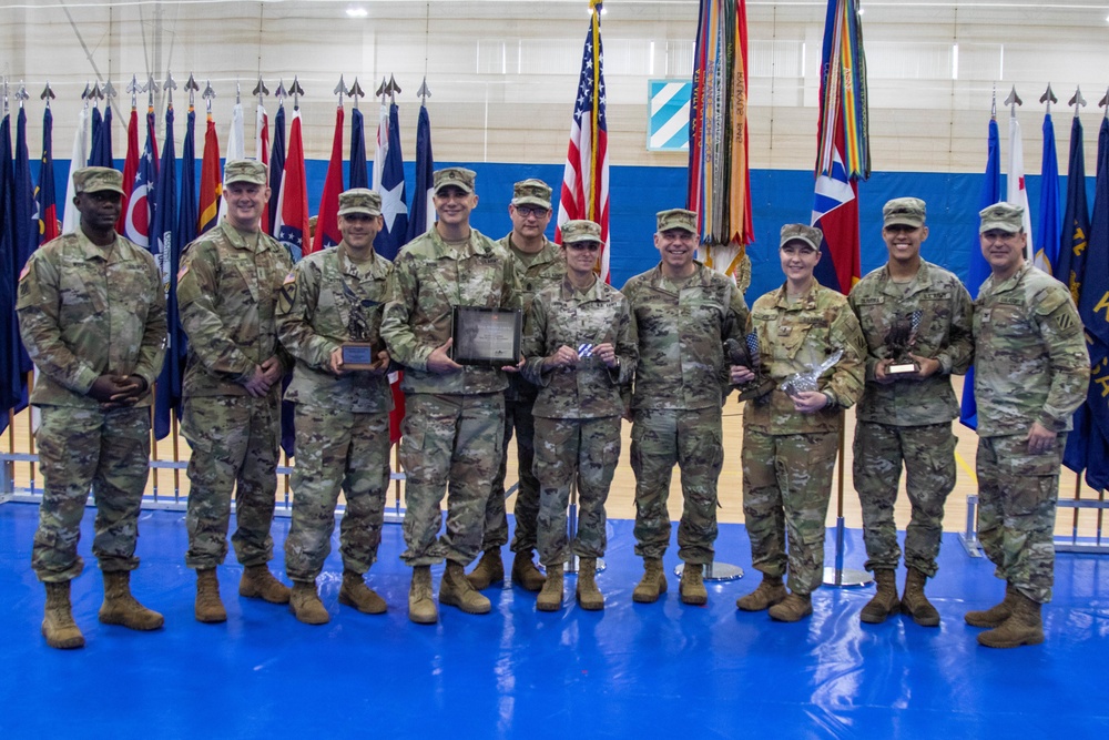 3rd CAB Soldiers Receive Safety Awards