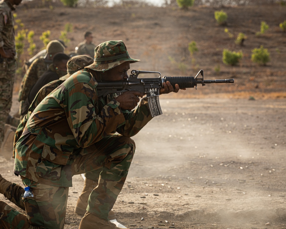 U.S. and Ghana train at the firing range