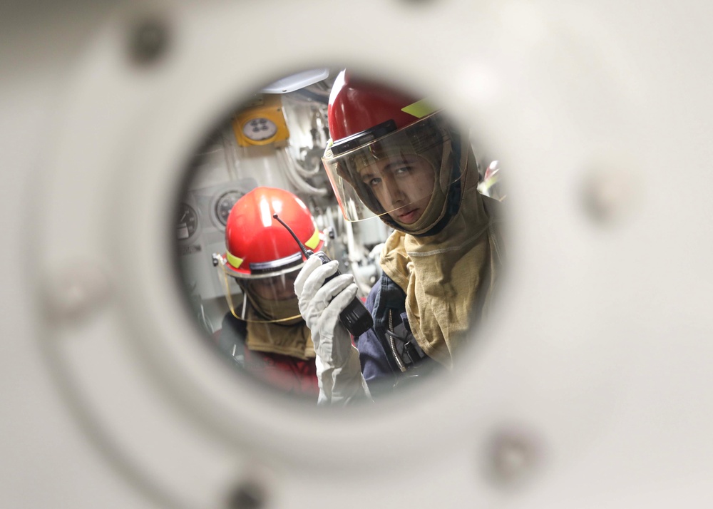USS Milius (DDG 69) Conducts Emergency Response Drill