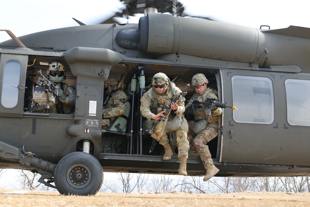 Exercise Warrior Shield Air Assault with 2nd Stryker Brigade Combat Team