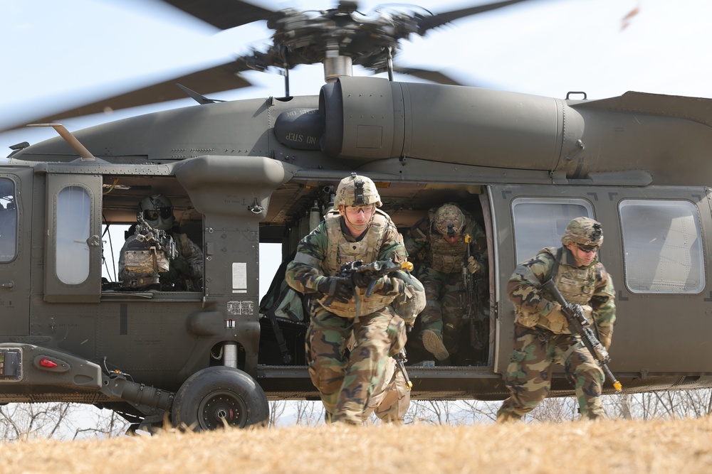 Exercise Warrior Shield Air Assault with 2nd Stryker Brigade Combat Team