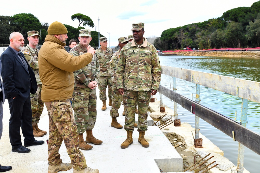 839th Transpotration Battalion, Maj. Gen. Gavin A. Lawrence, visits Camp Darby.