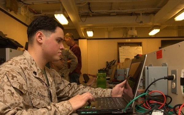 Task Force 51/5th Marine Expeditionary Brigade Practices Command and Control From the Sea