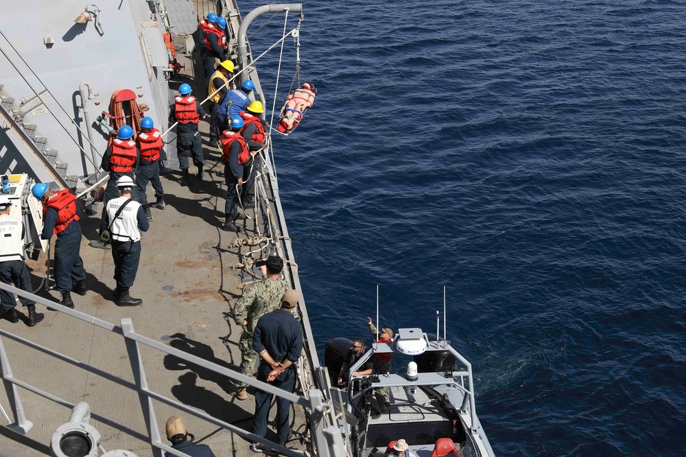 USS Truxtun Departs Aqaba, Jordan