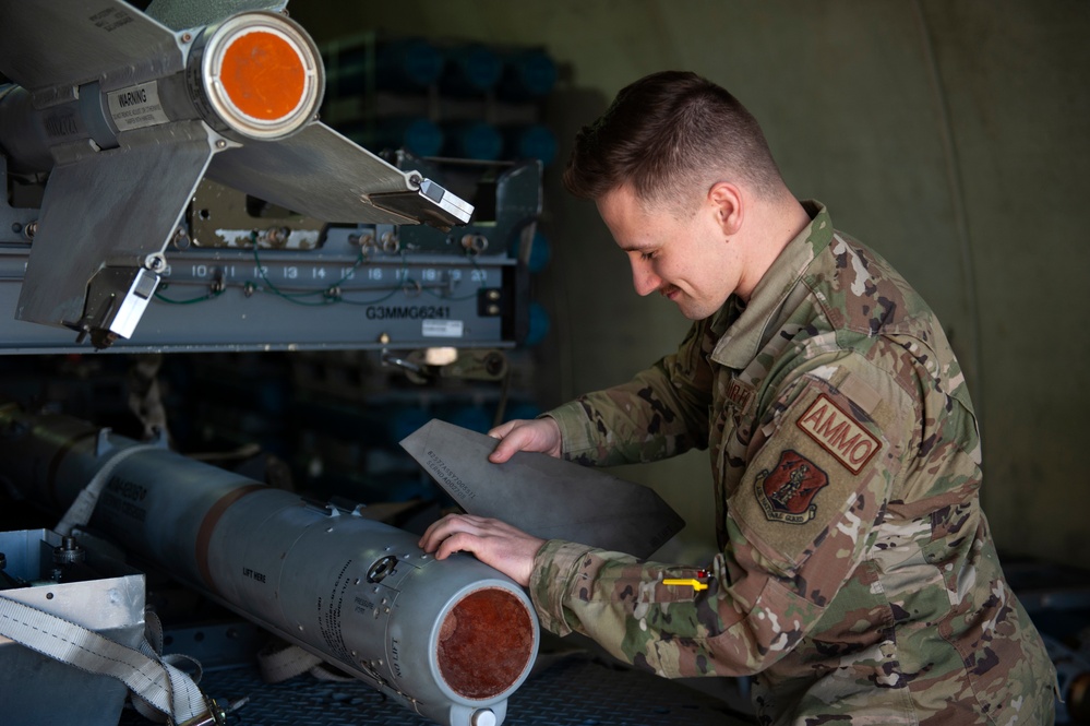 180FW Munitions Specialists Ensure Combat Capabilities