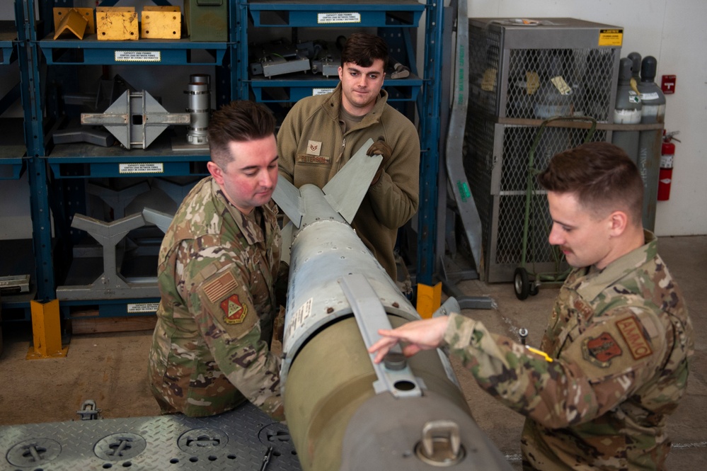 180FW Munitions Specialists Ensure Combat Capabilities