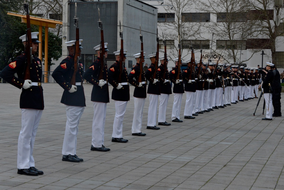 Battle Color Detachment Performs in Seattle