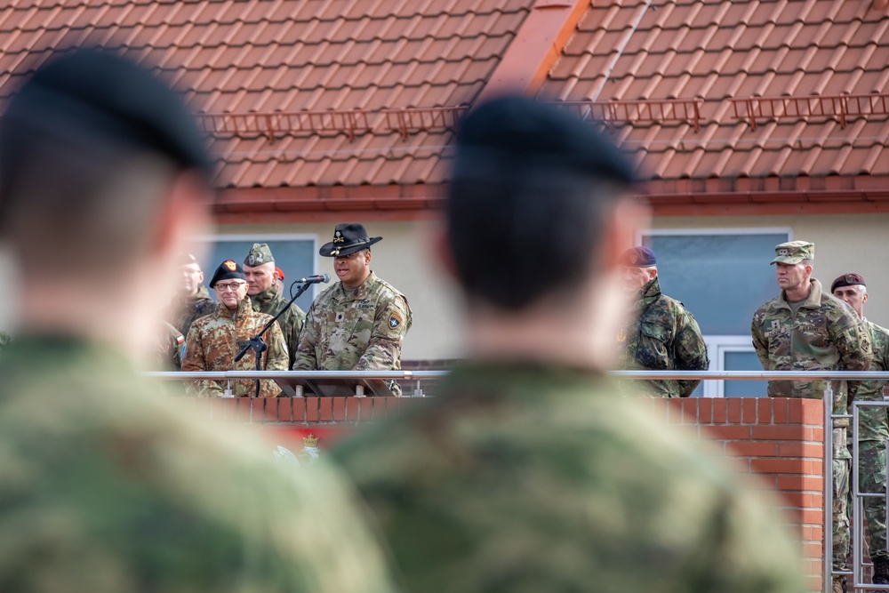 NATO and Ivy Division Tours eFP Battle Group Poland