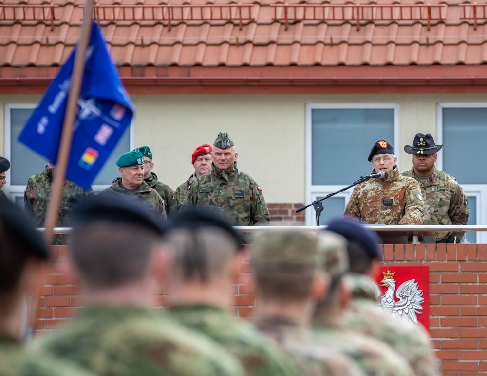 NATO and Ivy Division Tours eFP Battle Group Poland