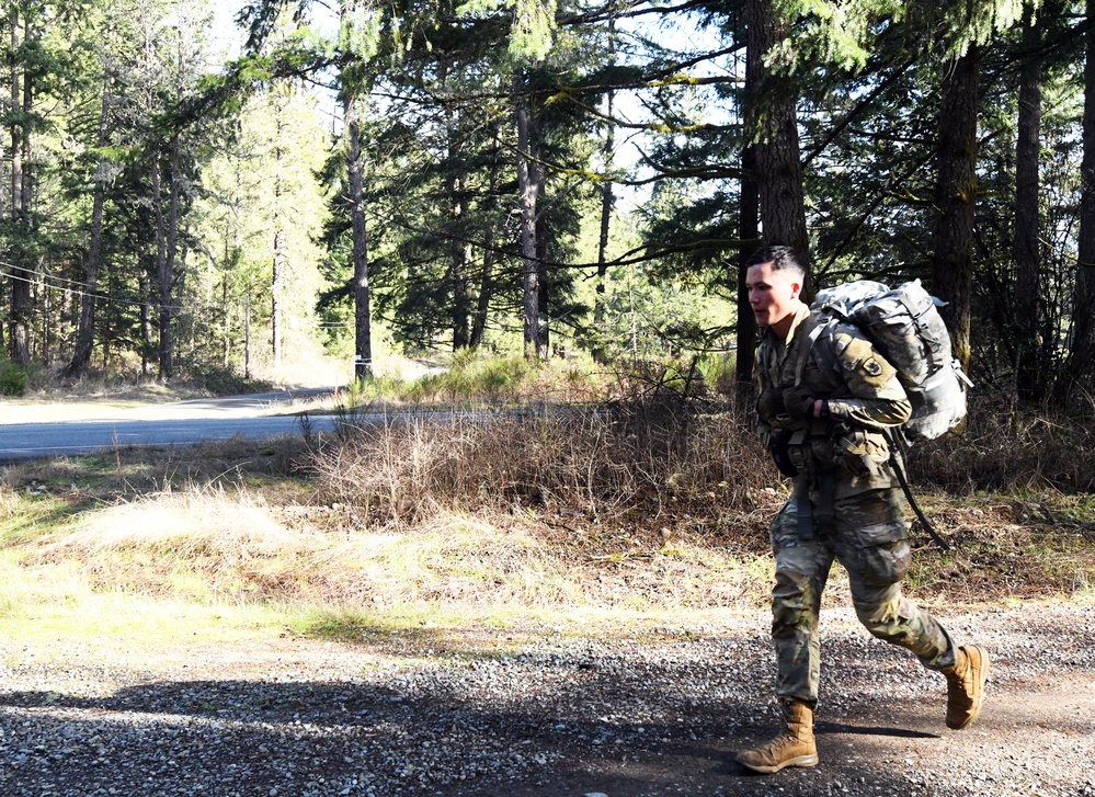 Army Guard Recruiters recognized for outstanding performance during 2021