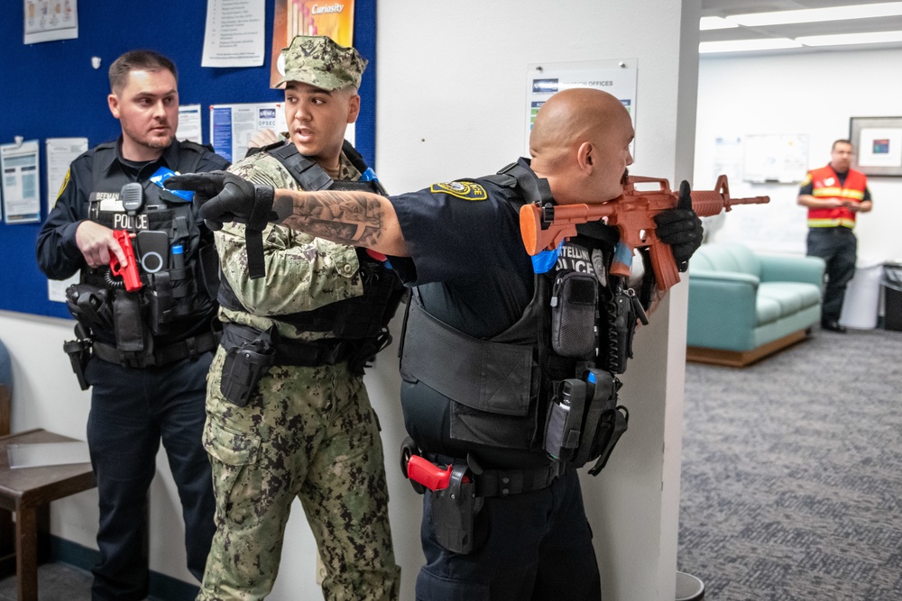 Naval Surface Warfare Center, Port Hueneme Division Holds Active Shooter Training on Campus