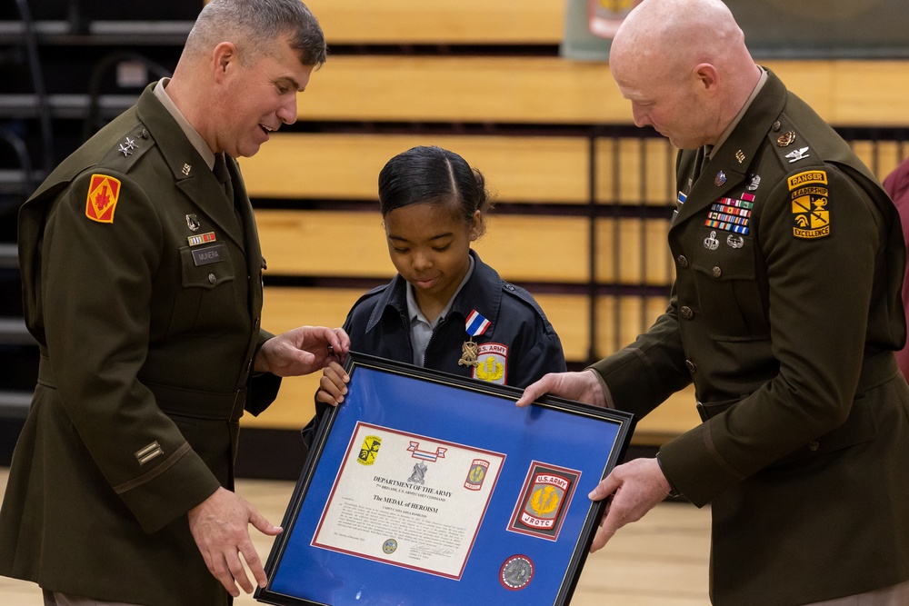 Army JROTC Cadet C'Azia Hamilton, Medal of Heroism