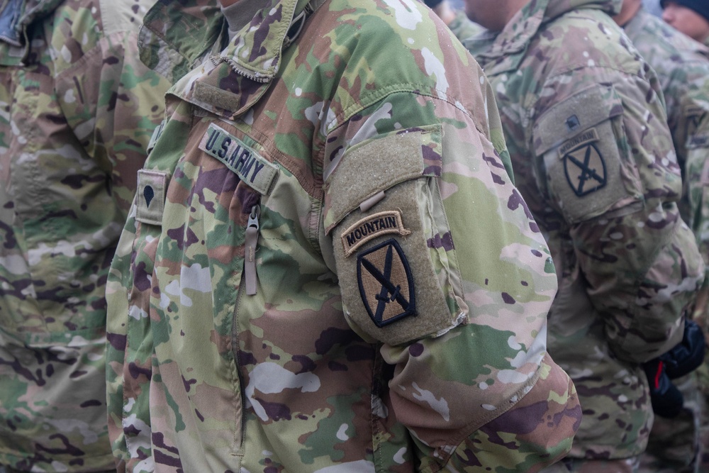 10th Mountain Division HHBN Holds Casing Ceremony