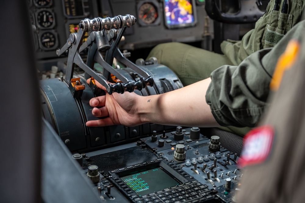 KC-10 Refueling Training