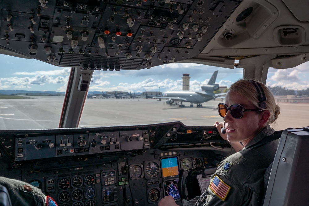 KC-10 Refueling Training