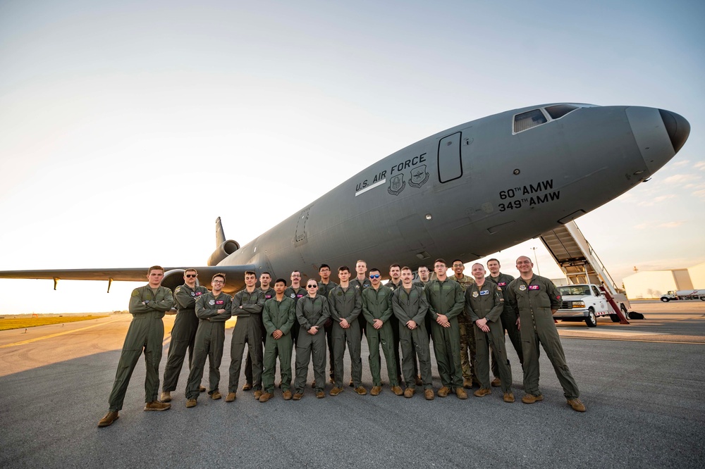 Travis AFB Airmen fuel the force