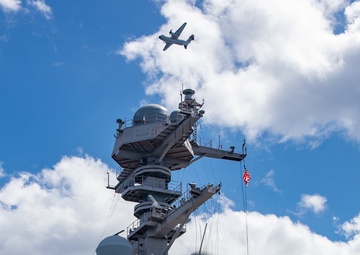 Vice Adm. Dwyer Arrival