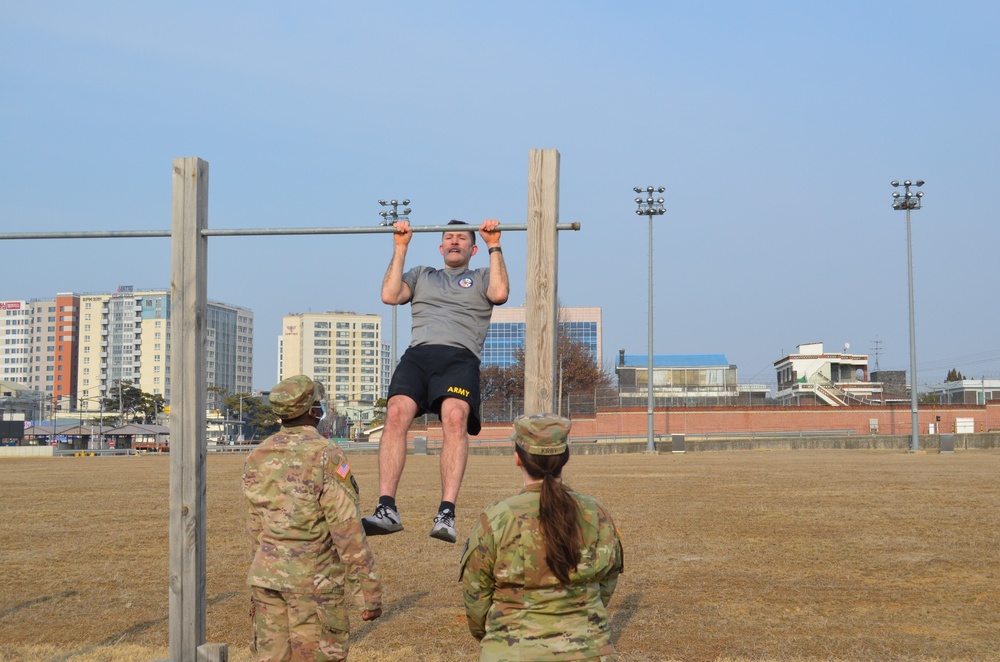 3rd Military Intelligence Battalion Soldiers complete Fitness Challenge