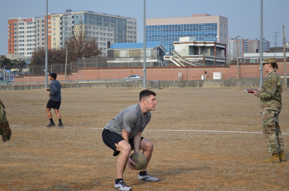 3rd Military Intelligence Battalion Soldiers complete Fitness Challenge