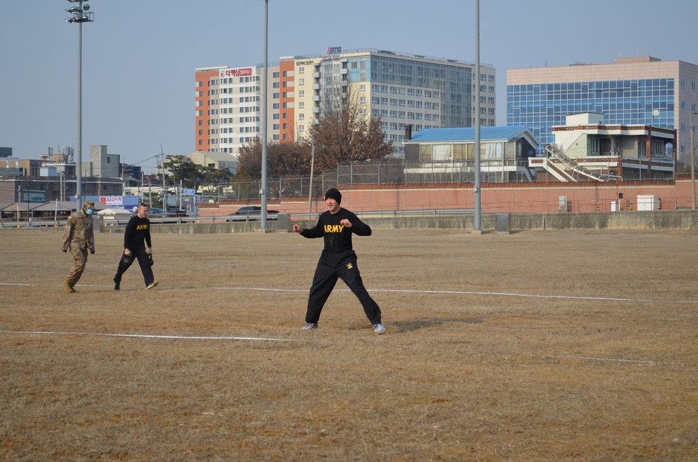 3rd Military Intelligence Battalion Soldiers complete Fitness Challenge