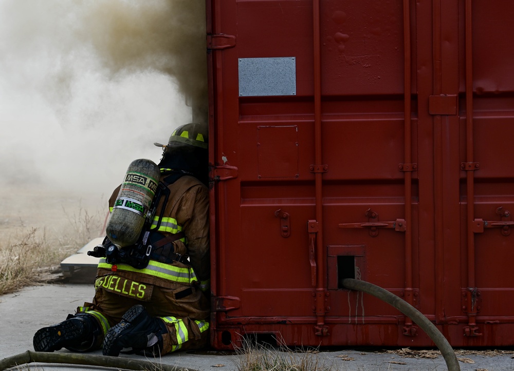 USMC, 8 CES conduct joint fire training at Kunsan