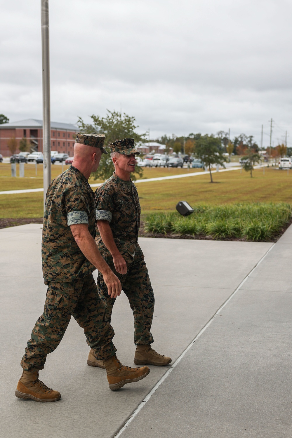 II MEF Commanding General visits MARSOC HQ