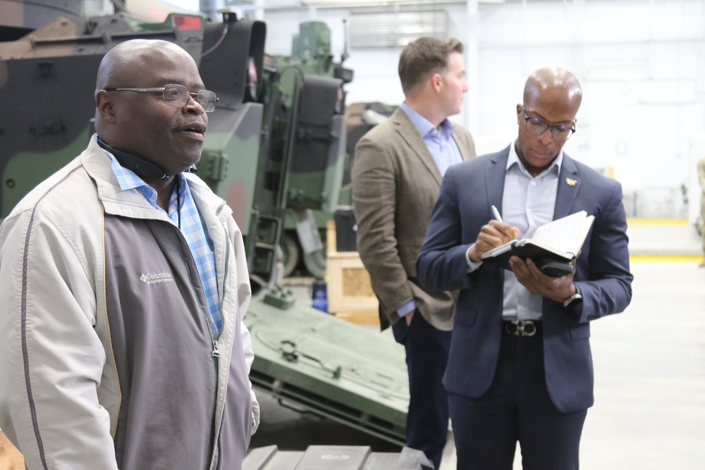 Raiders Host Modernization Congressional Staff Delegation