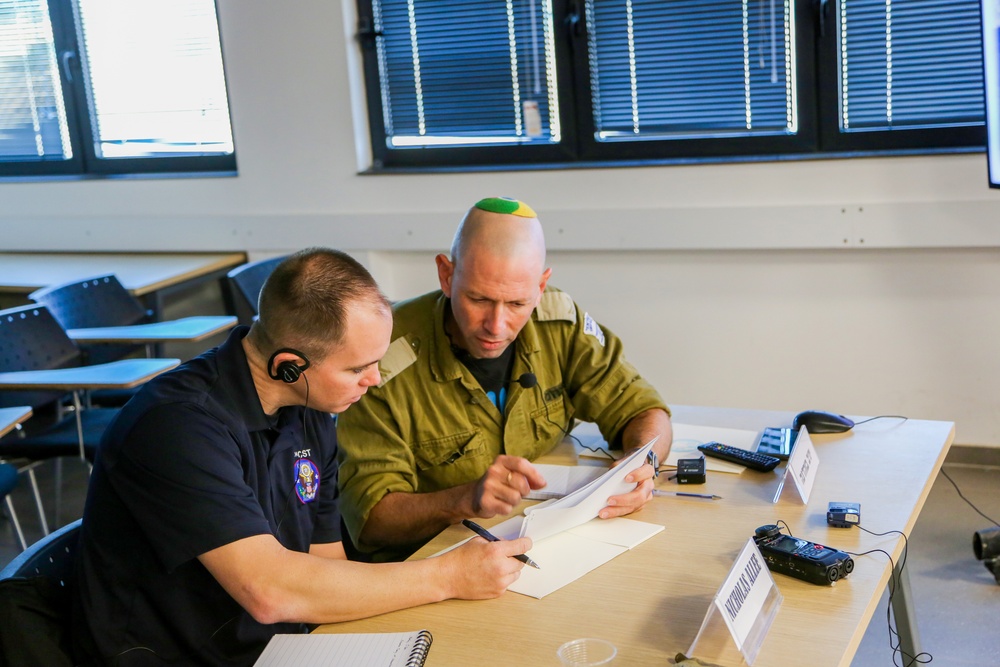 Israeli Translator explains the Commander's Course on Incident Command System