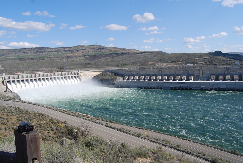 Chief Joseph Dam produces power