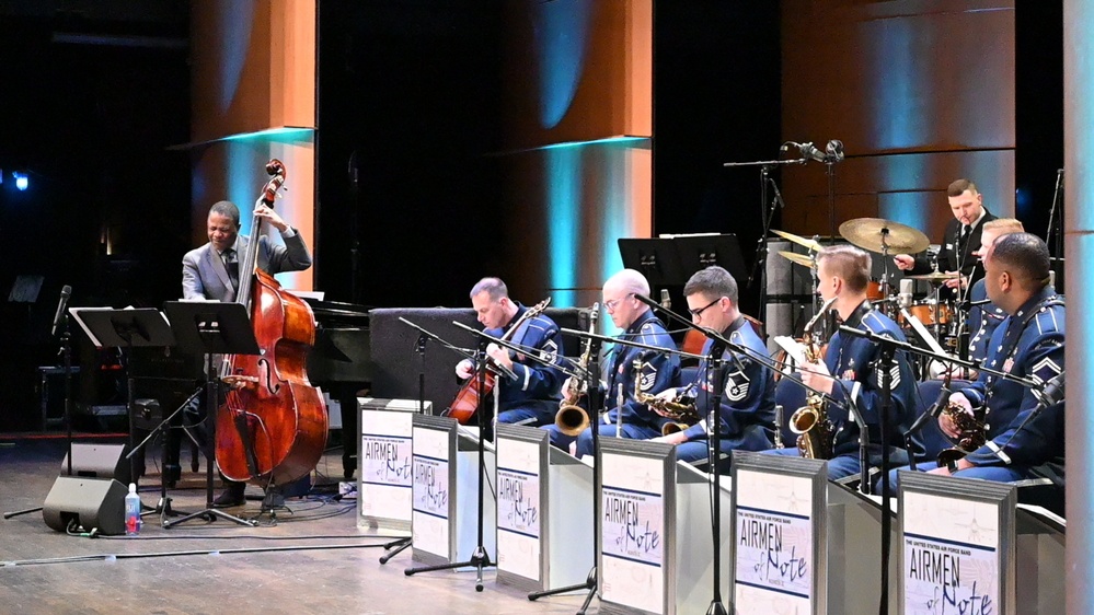 US Air Force Airmen of Note host renowned bassist Rodney Whitaker