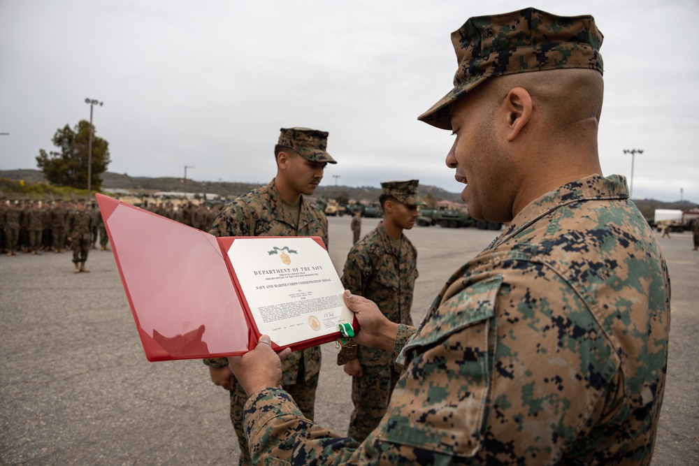 CLB-1 Marines receive awards for saving life