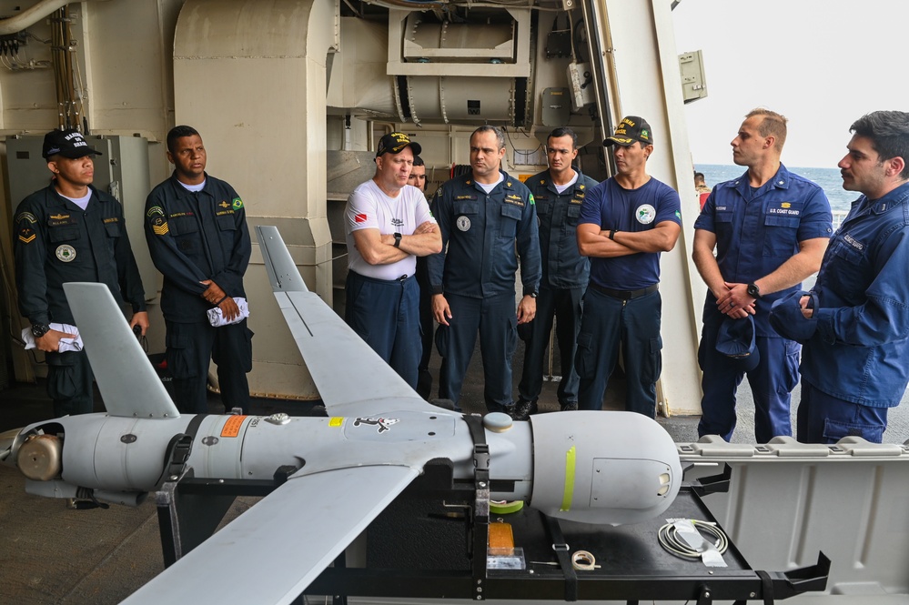 USCGC Stone conducts combined exercises with Brazil Navy