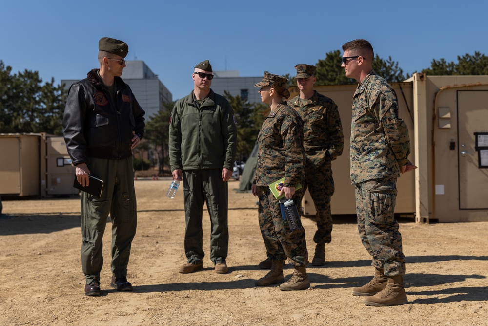 1st MAW Leadership Tours 1st Republic of Korea Marine Corps Division Base