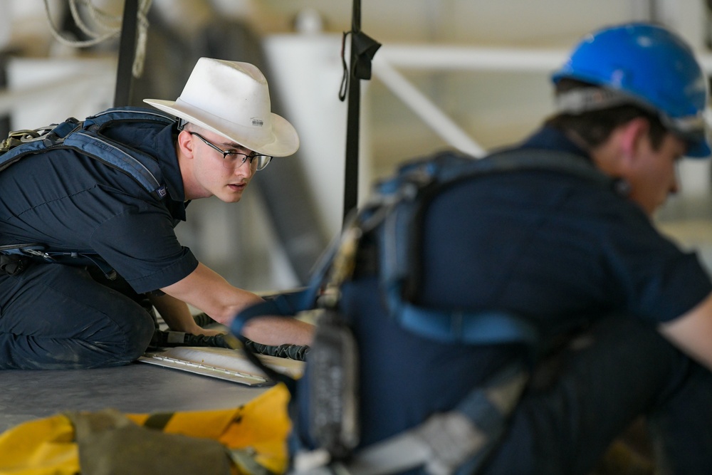 172nd AMXS Make Base History with Crane Technique