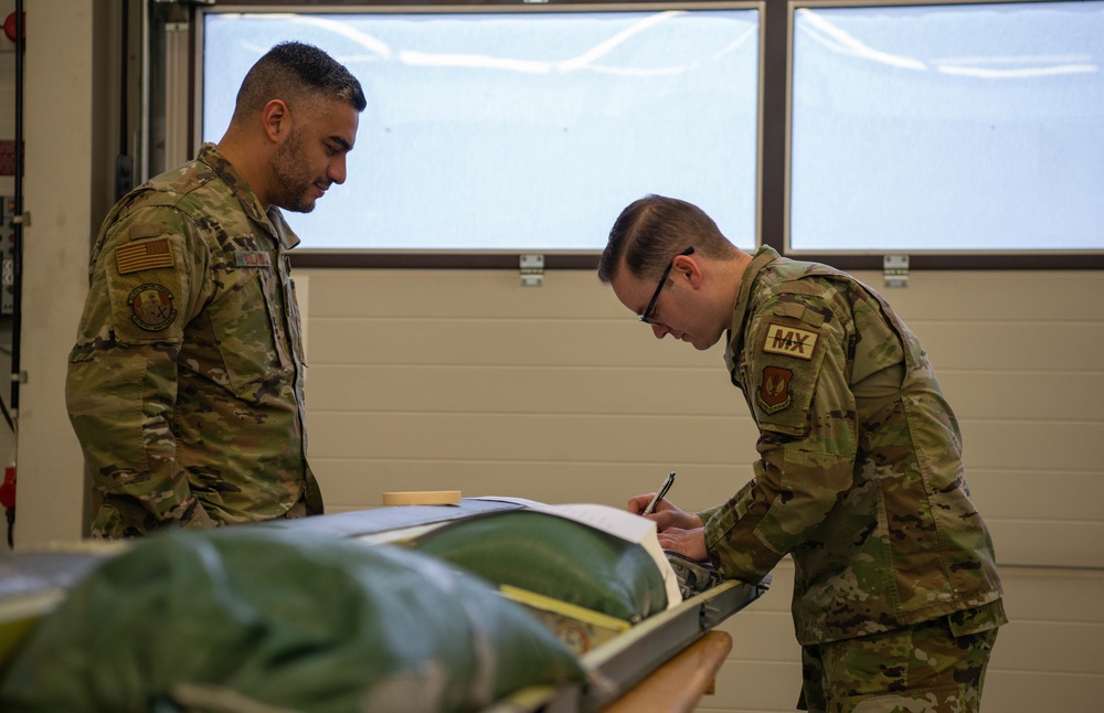 Maintainers compete to participate in the Aerospace Maintenance Competition